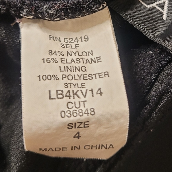 La Blanca Island Goddess One Shoulder Ruched One Piece Swim Suit sz 4 LB4KV14 - Picture 5 of 10